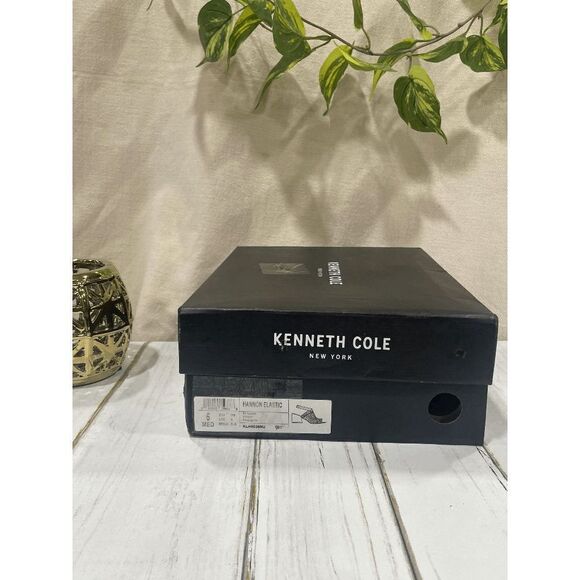 Kenneth Cole New York Women's Hannon Elastic Strap Sandals - Black 6M - Picture 5 of 10